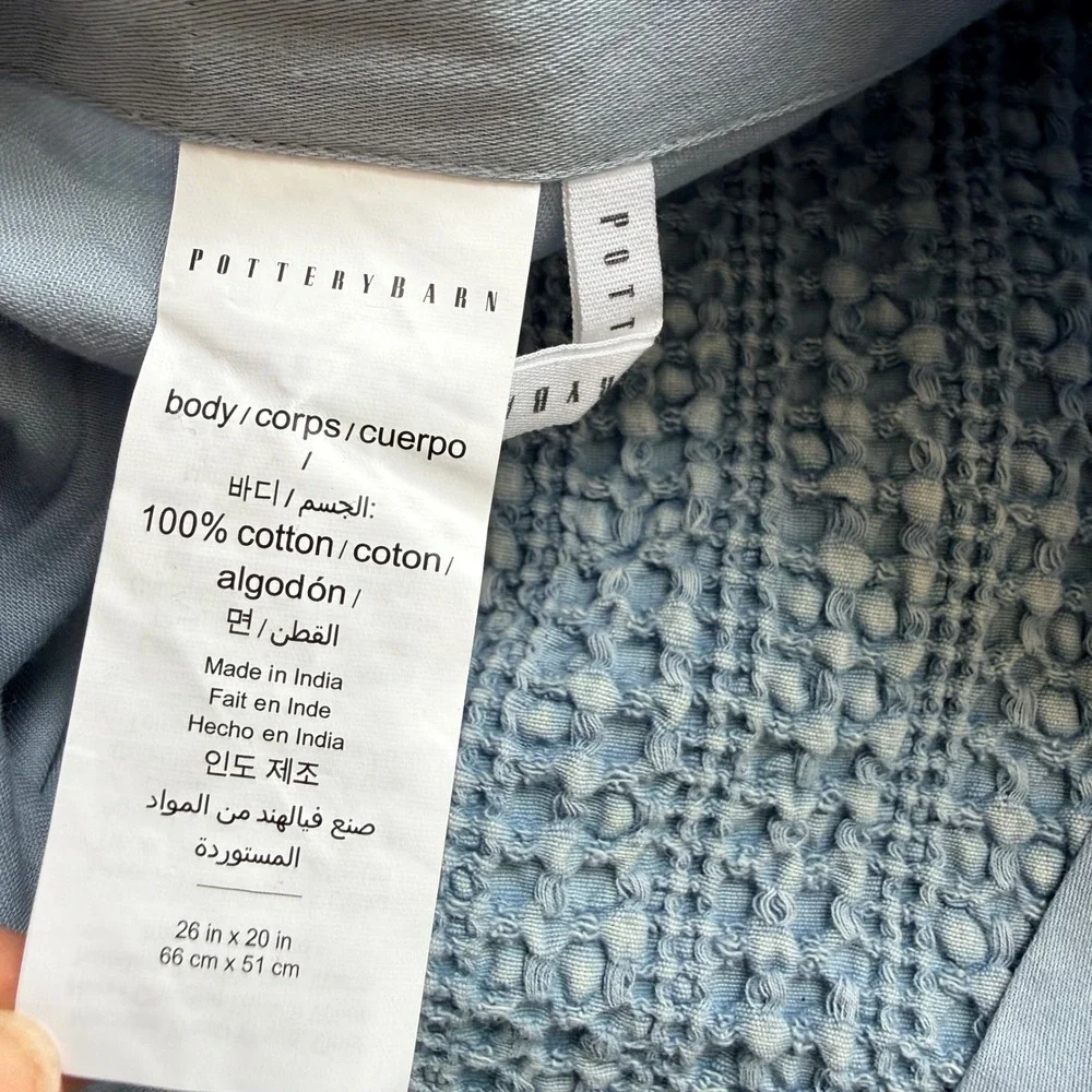 Pottery Barn Honeycomb Cotton (1) Standard Sham~Light Chambray Blue‎
